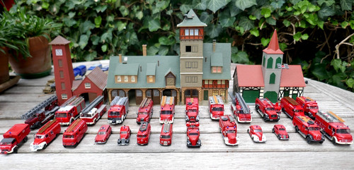 Feuerwache mit 50 - gr.,