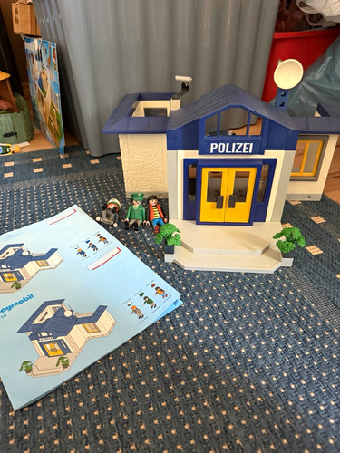 Playmobil polizeistation - playmobil,